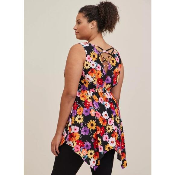 Torrid 5X 5 28 Floral Black Babydoll Stretch Challis Hanky Hem Top - Picture 3 of 3